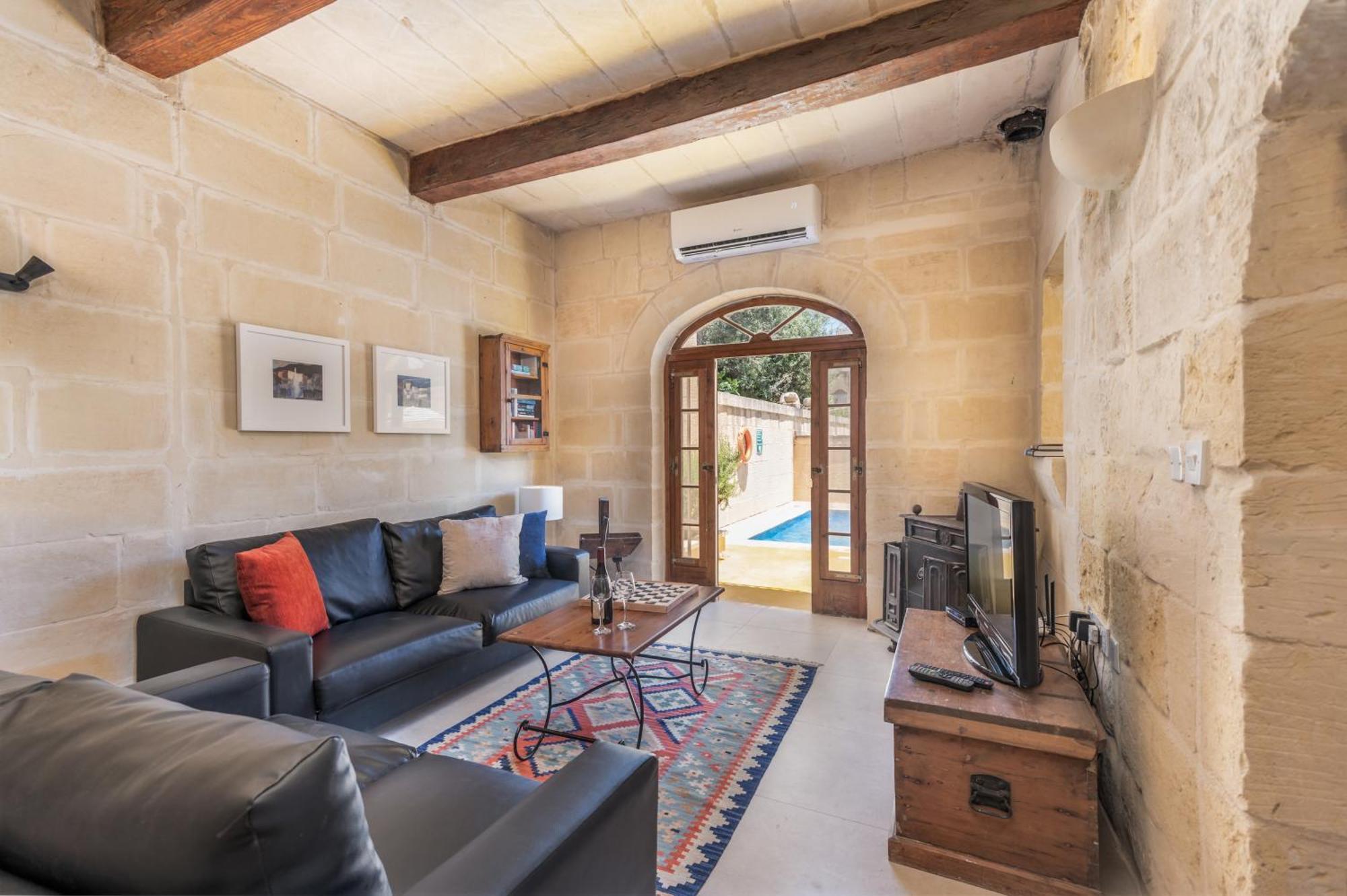 Dar Ta' Betta Farmhouse With Private Pool Gharb  Bagian luar foto