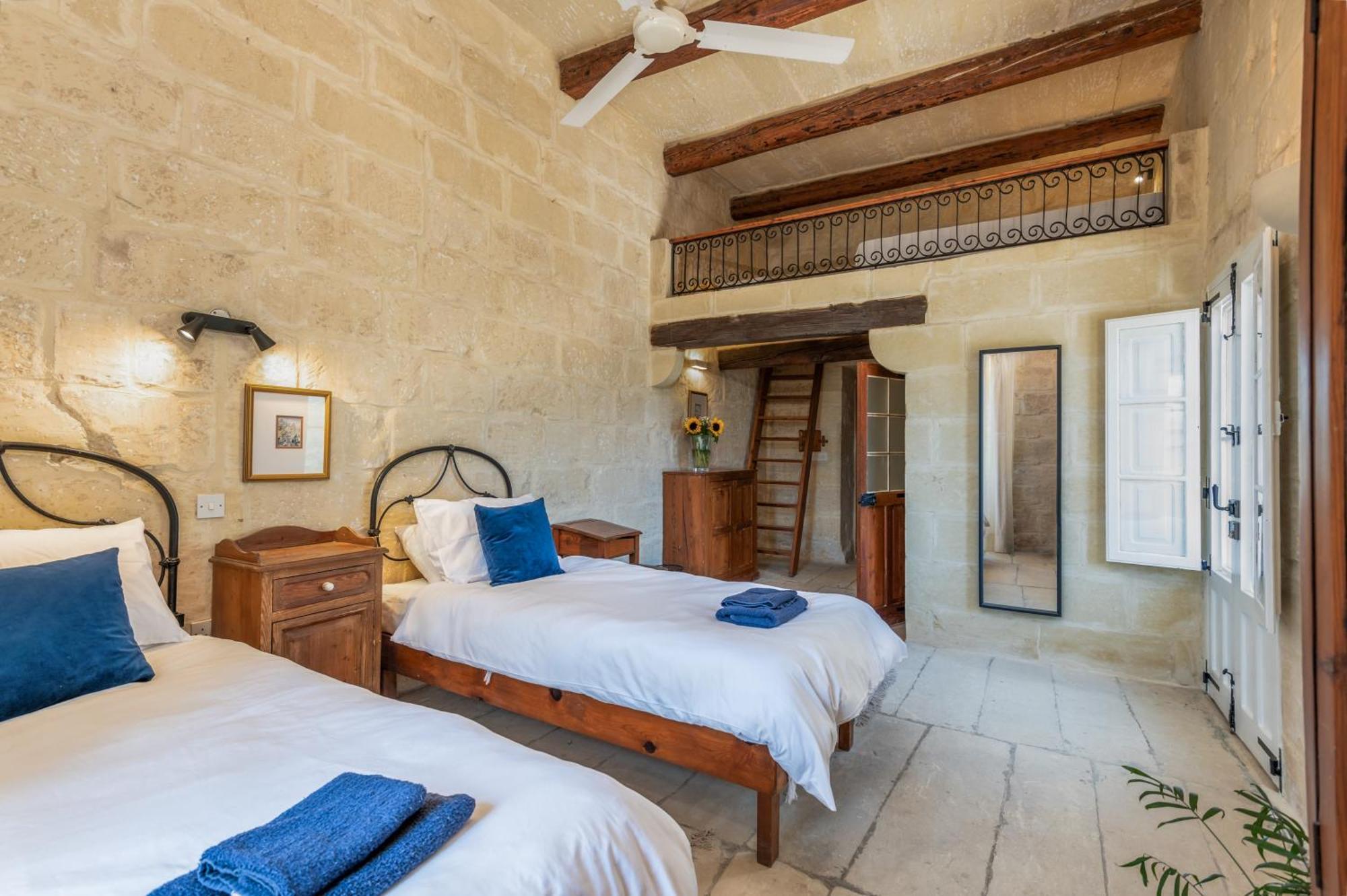 Dar Ta' Betta Farmhouse With Private Pool Gharb  Bagian luar foto