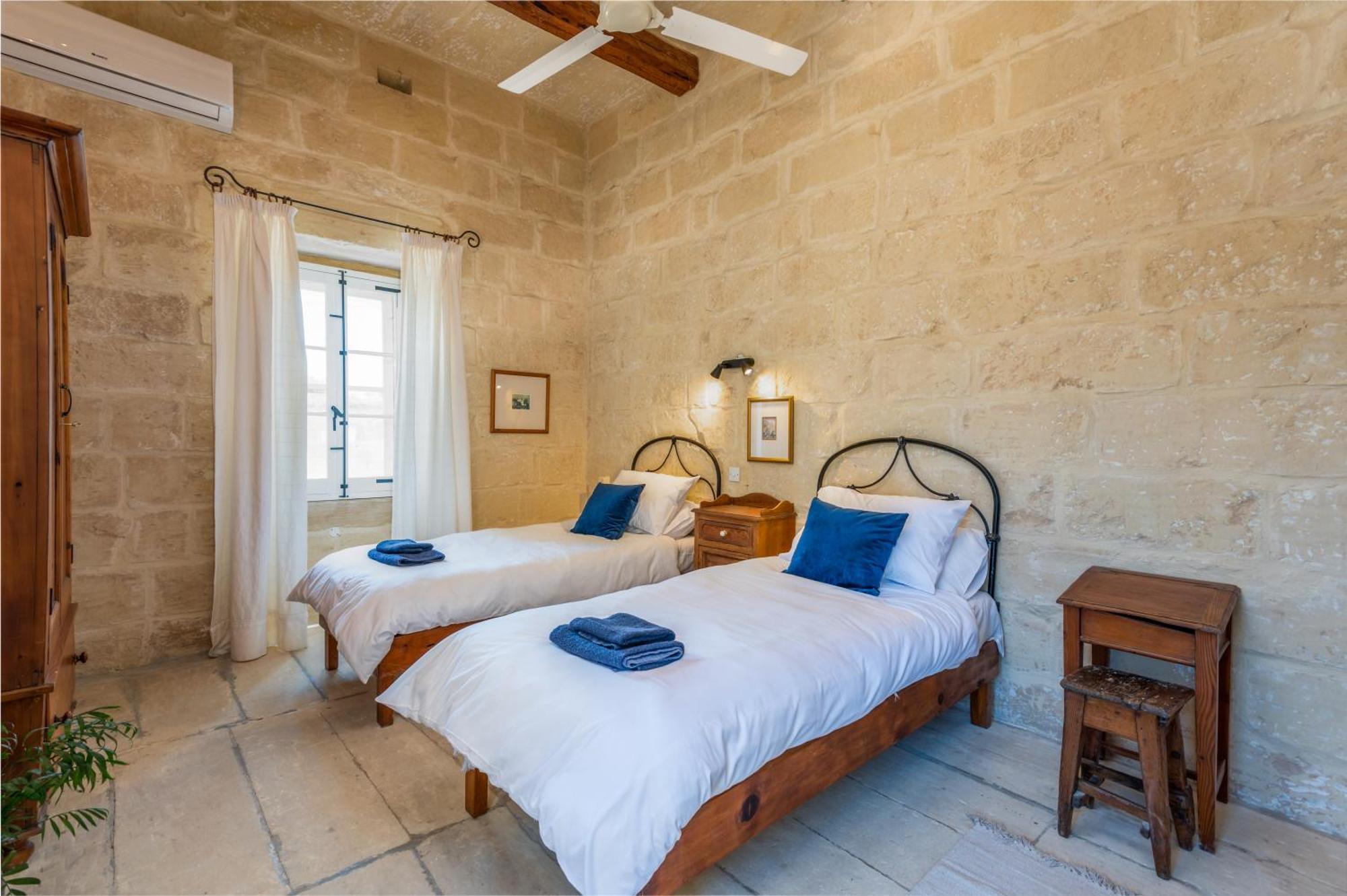 Dar Ta' Betta Farmhouse With Private Pool Gharb  Bagian luar foto