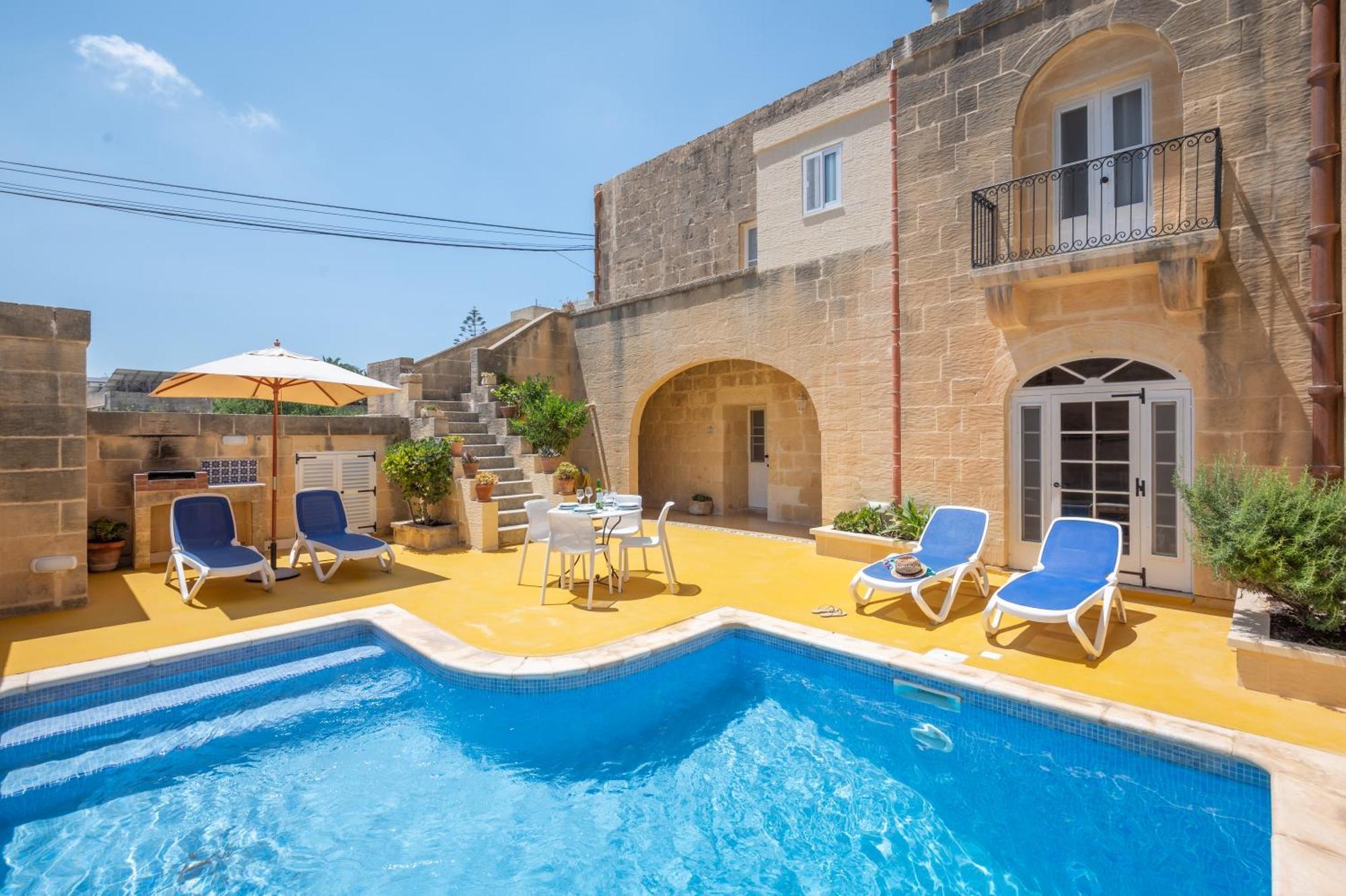 Dar Ta' Betta Farmhouse With Private Pool Gharb  Bagian luar foto